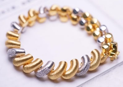 1.57cts Natural Diamond 18Kt Gold Bracelet