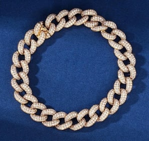 10.8cts Natural Diamond 18Kt Gold Bracelet