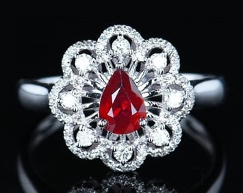 Natural Ruby 18Kt Gold Ring