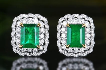 1.5cts Natural Emerald 18Kt Gold Earrings