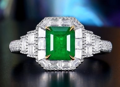 1.35ct Natural Emerald 18Kt Gold Ring