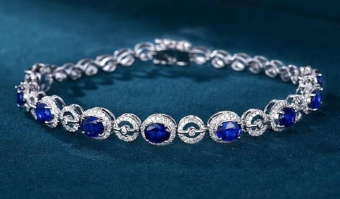 4.06cts Royal Blue Sapphire 18Kt Gold Bracelet