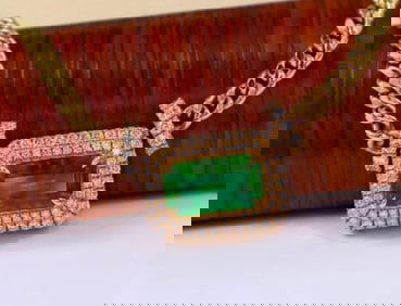 2.2ct Natural Emerald 18Kt Gold Necklace