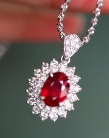 1ct Pigeon Blood Ruby 18Kt Gold Pendant