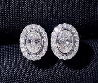Natural Diamond 18Kt Gold Earrings