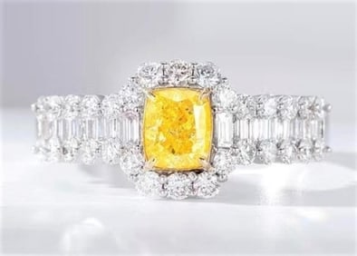 0.6ct Natural Yellow Diamond 18Kt Gold Ring