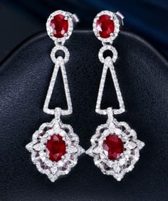 1.58cts Pigeon Blood Ruby 18Kt Gold Earrings