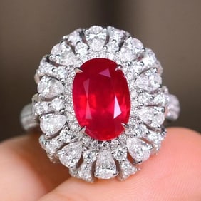 3.6ct Pigeon Blood Ruby 18K Gold Ring