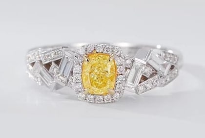 0.6ct Natural Yellow Diamond 18K Gold Ring