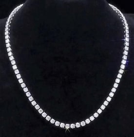 21.8cts Natural Diamond 18Kt Gold Necklace