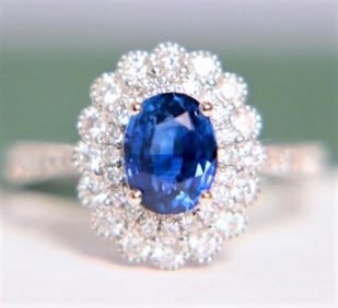 1.8ct Royal Blue Sapphire 18Kt Gold Ring