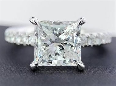 2ct Natural Diamond 18Kt Gold Ring