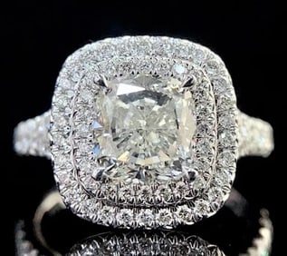 2ct Natural Diamond 18Kt Gold Ring