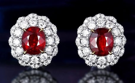 2.1cts Pigeon Blood Ruby 18Kt Gold Earrings