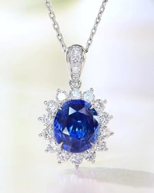 2.65ct Natural Sapphire 18Kt Gold Pendant