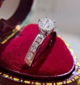 0.5ct Natural Diamond 18Kt Gold Ring