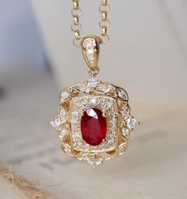 0.5ct Pigeon Blood Ruby 18Kt Gold Pendant