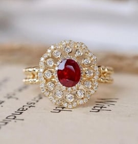 0.6ct Pigeon Blood Ruby 18Kt Gold Ring