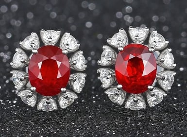 2.3cts Pigeon Blood Ruby 18Kt Gold Earrings