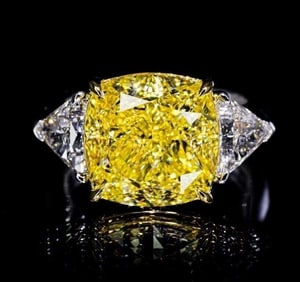 10ct Natural Yellow Diamond 18Kt Gold Ring