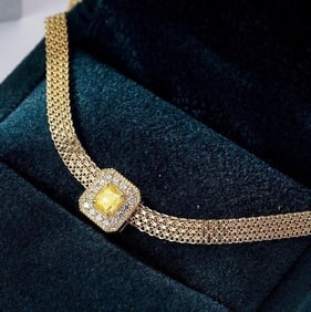 18K-Gold Natural Yellow Diamond Necklace