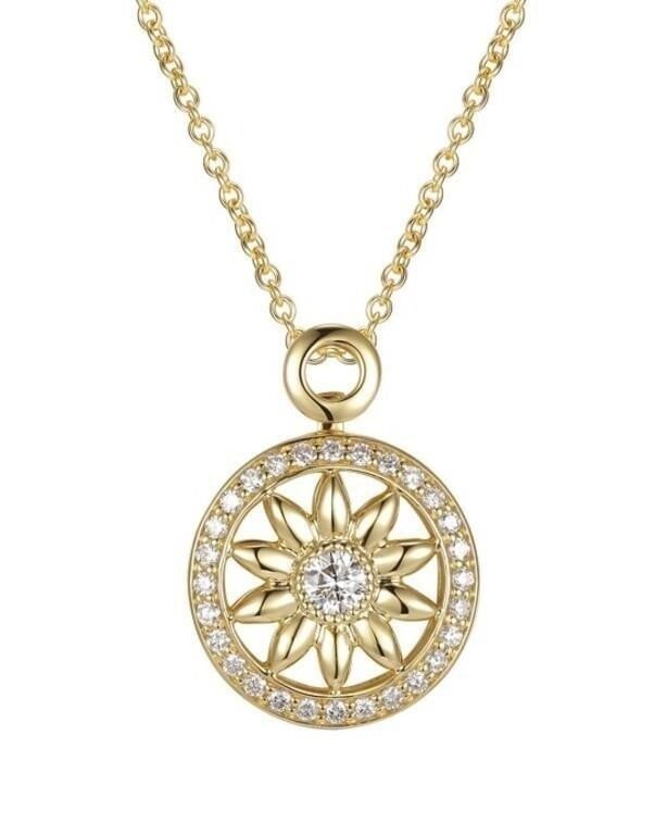 Natural Diamond 18K Gold Pendant: 18K gold inlaid 0.3ct South African natural high quality diamond, matched with 0.32cts natural diamonds, using bright cutting technology to maximize the bright fire. Surrounded by dazzling diamonds sp