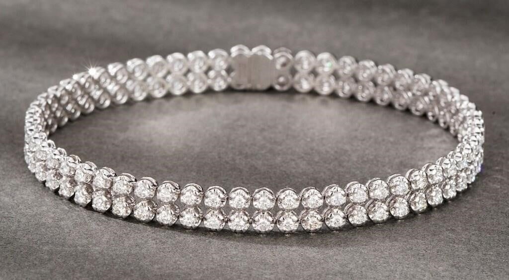2.6ct Natural Diamond 18K Gold Bracelet (1 of 3)
