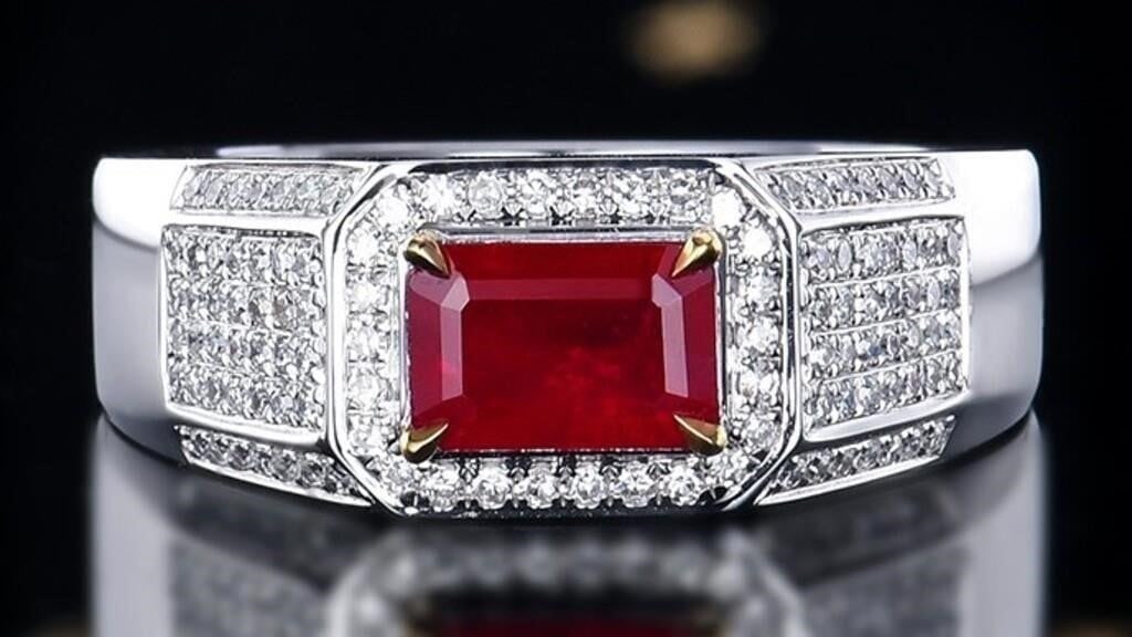 1.3ct Pigeon Blood Ruby 18K Gold Ring: 18K gold luxury set with 1.3ct natural pigeon blood ruby and natural South African high quality diamonds, bright color, clean-crystal, good clarity, extremely good wearing effect. Overall condition is