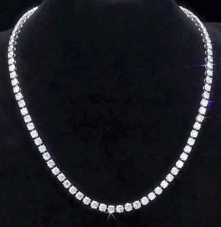 21.8ct Natural Diamond 18K Gold Necklace: Handcrafted from heavy gold, Very lavish and splendid. 18K-gold inlaid 21.8cts natural South African high quality diamonds, using bright cutting technology to maximize the natural rich color and brigh