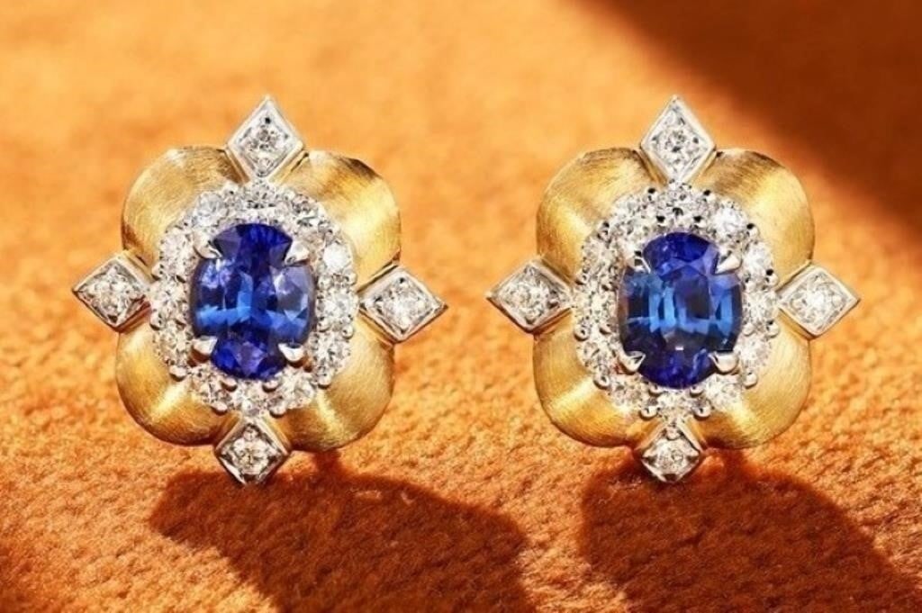 1ct Royal Blue Sapphire 18K Gold Earrings: Crafted from solid 18K-gold, 18K-gold set with 1cts natural royal blue sapphires and natural South African diamonds. Crystal-clear, full color, good color. Excellent cut. Internationally certified