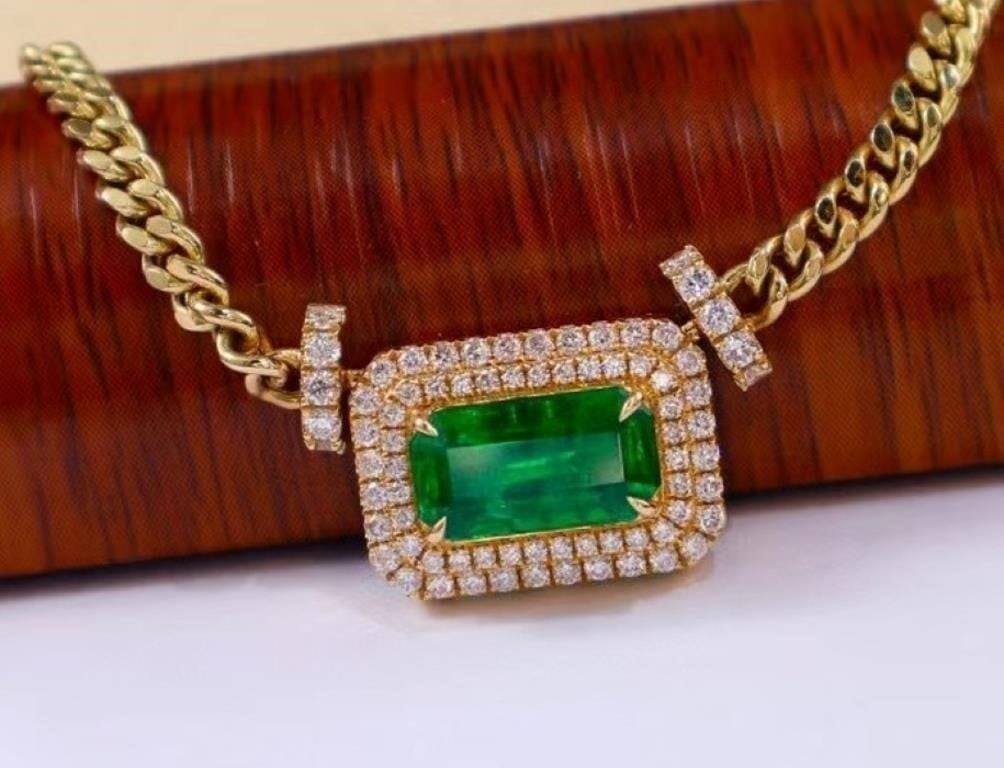 2.2ct Natural Emerald 18K Gold Necklace: Crafted from solid 18K-gold, 18K-gold deluxe set with 2.2ct natural emerald and natural South African diamonds, bright colors, crystal-clean and good clear. Shape: Emerald-cut. Cut: Excellent.