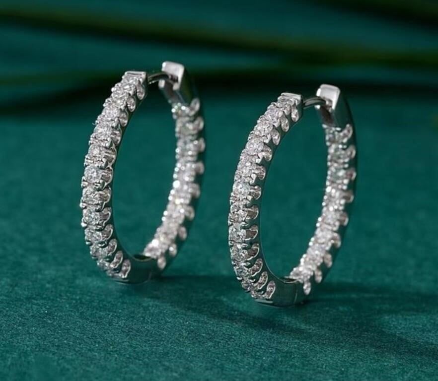 0.8ct Natural Diamond 18K Gold Earrings (1 of 3)