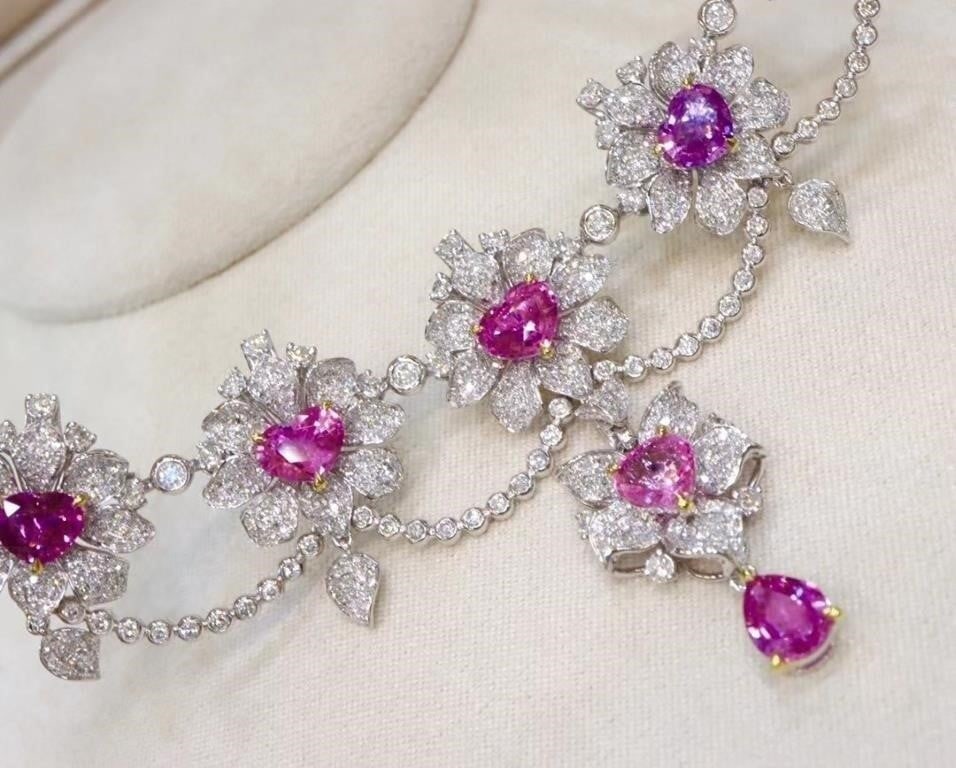 7.6ct Natural Sapphire 18K Gold Necklace: Handcrafted from heavy 18K-gold, very lavish and splendid. 18K gold inlaid with 7.6cts natural pink sapphires and 4.45cts South African natural diamonds, shining and dazzling. Gorgeous design and