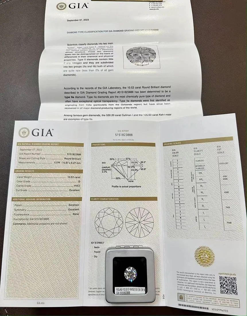 10.53ct GIA-certified natural diamond: 10.53ct GIA-certified natural diamond, clarity: VVS2, color D, cut: Excellent