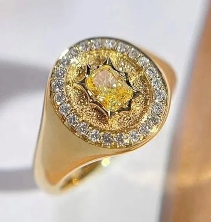 Natural Yellow Diamond 24K-Gold Ring: 24K-gold set with 0.36ct South African natural yellow diamond, matched with 0.19ct natural diamonds. Bright color, shining and dazzling, good clarity. Italy jewelry-making craft, fashion and simplicit