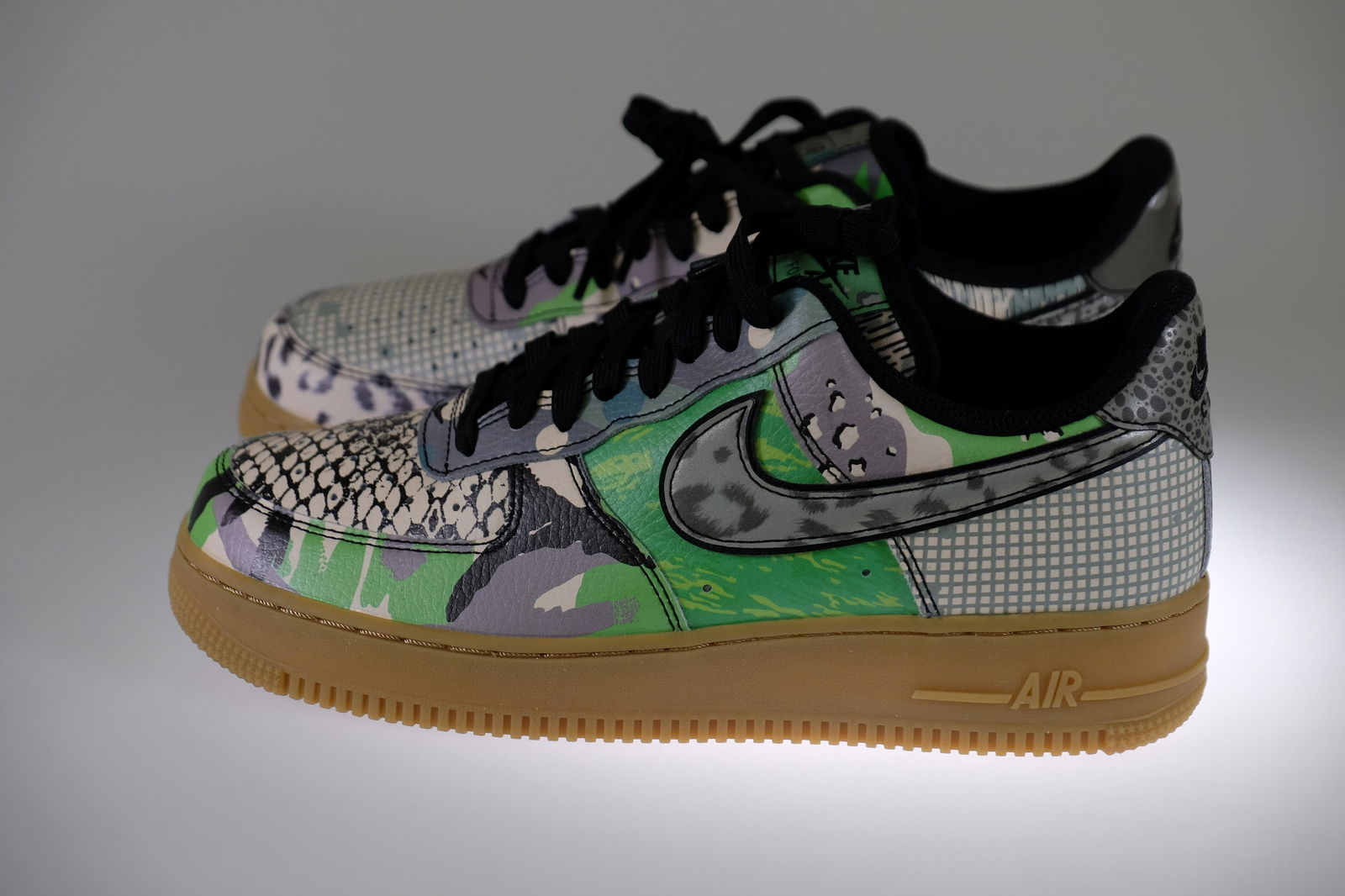 Nike air force 1 top qs black/green spark/gum men's shoe