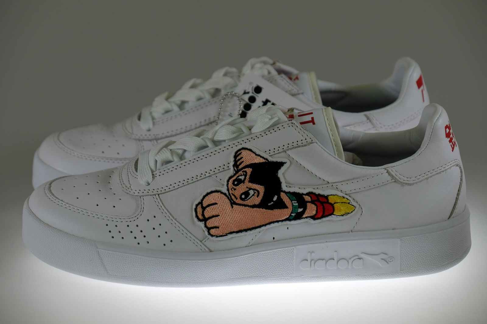 Diadora b best sale elite astro boy