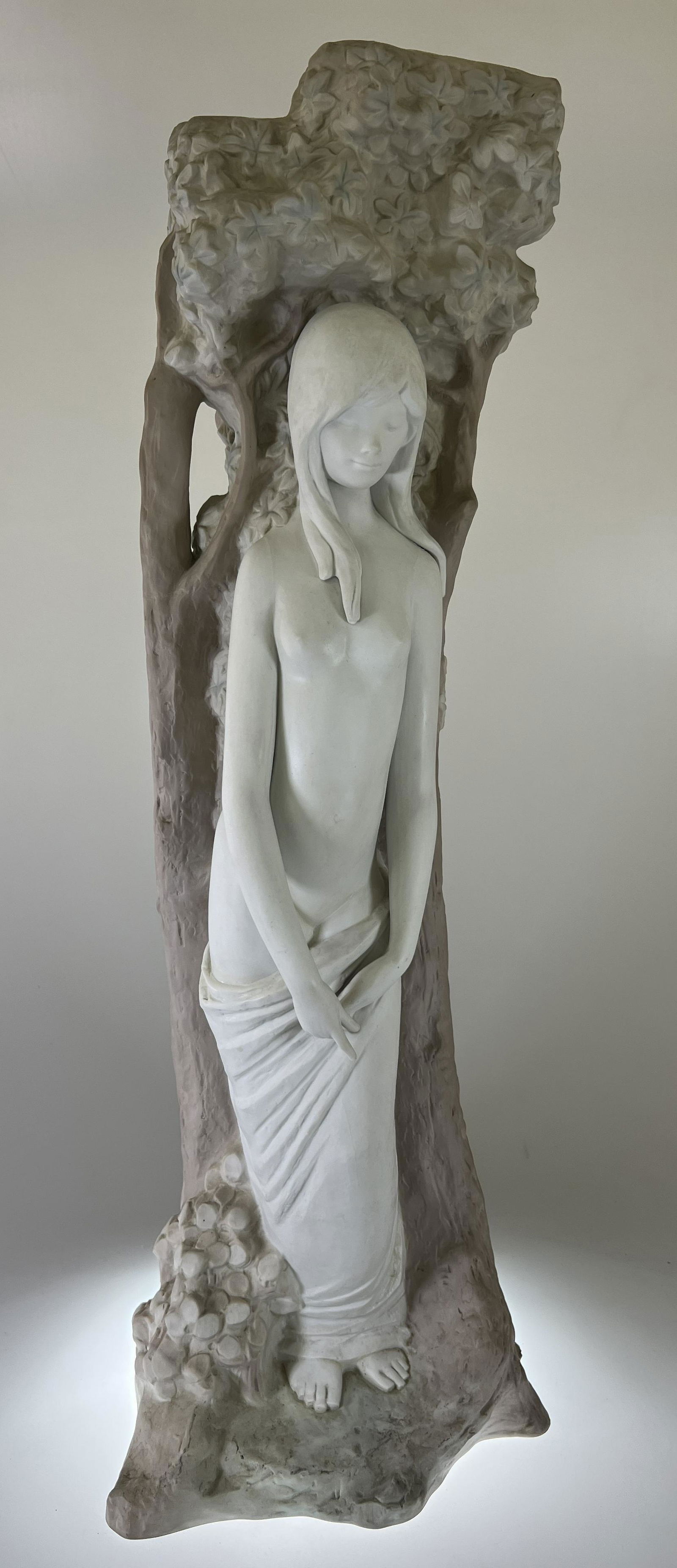 Lladro "Eve at the Tree" Bisque Sculpture Limited of 600.: Lladro "Eve at the Tree", limited edition of 600, this being NO. 113. Issued in 1971 and sold out in first year. Blue Lladro stamp, also signed "Fulgencio Jose Lladro". Matt finish. Comes with apprais