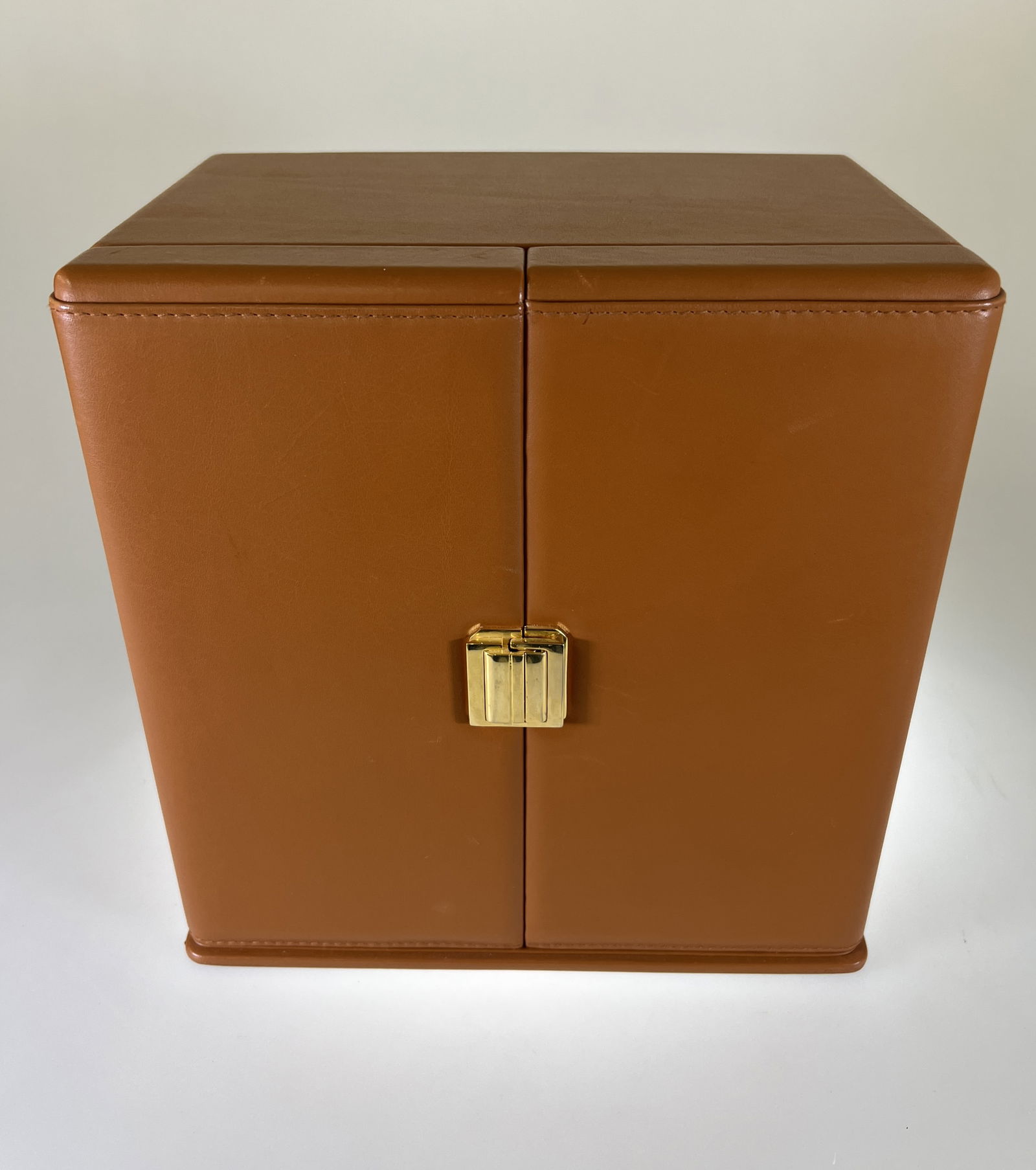 Rocket red box watch winder clearance