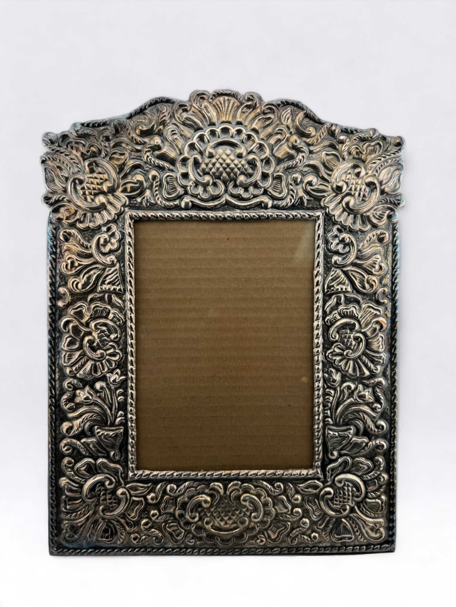 Vtg Peruvian Del Pilar Plata 925 Sterling Silver Repousse Picture Frame Hard Wood (1 of 3)