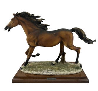 Giorgio Armani Capodimonte Horse Sculpture: Giorgio Armani Capodimonte Horse Sculpture. Size 13 1/2" x 5 1/2" x 9 1/2"