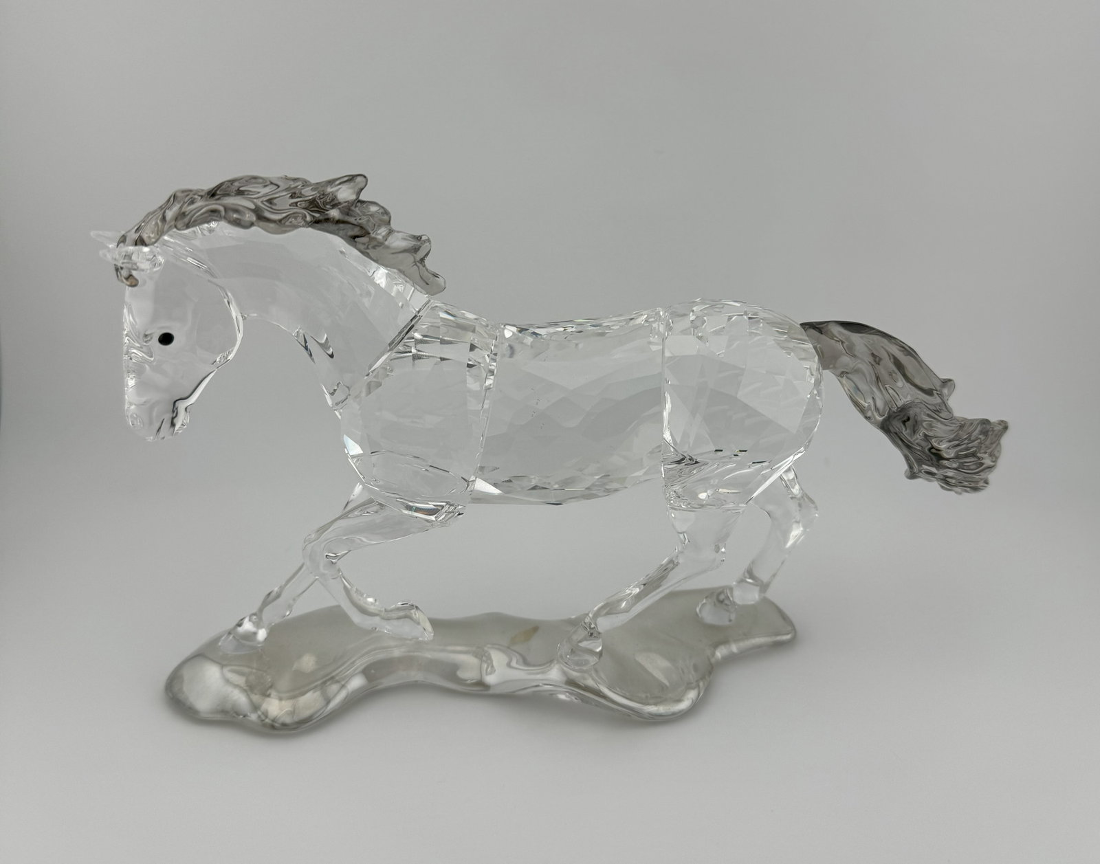 Swarovski "Esperanza" Horse: Swarovski "Esperanza" Horse. Inspired by the wild Criollo horses of South America. Dimensions are approximately 7 7/8" x 4 13/16" x 2 7/16"