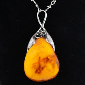 Butterscotch Amber Sterling Necklace