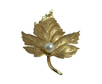 14K Vintage Pearl Maple Leaf Brooch 6.2 gr