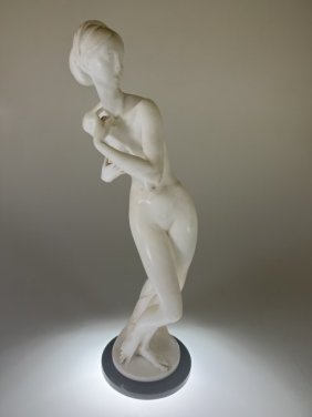 Nude Alabaster sculpture on black Onlyx base Signed Prof. Bessi