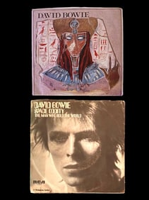 2 David Bowie 7" Single Vinly Records, "The Ching-A-Ling Song" & "Space Oddity, The Man Who Sold The