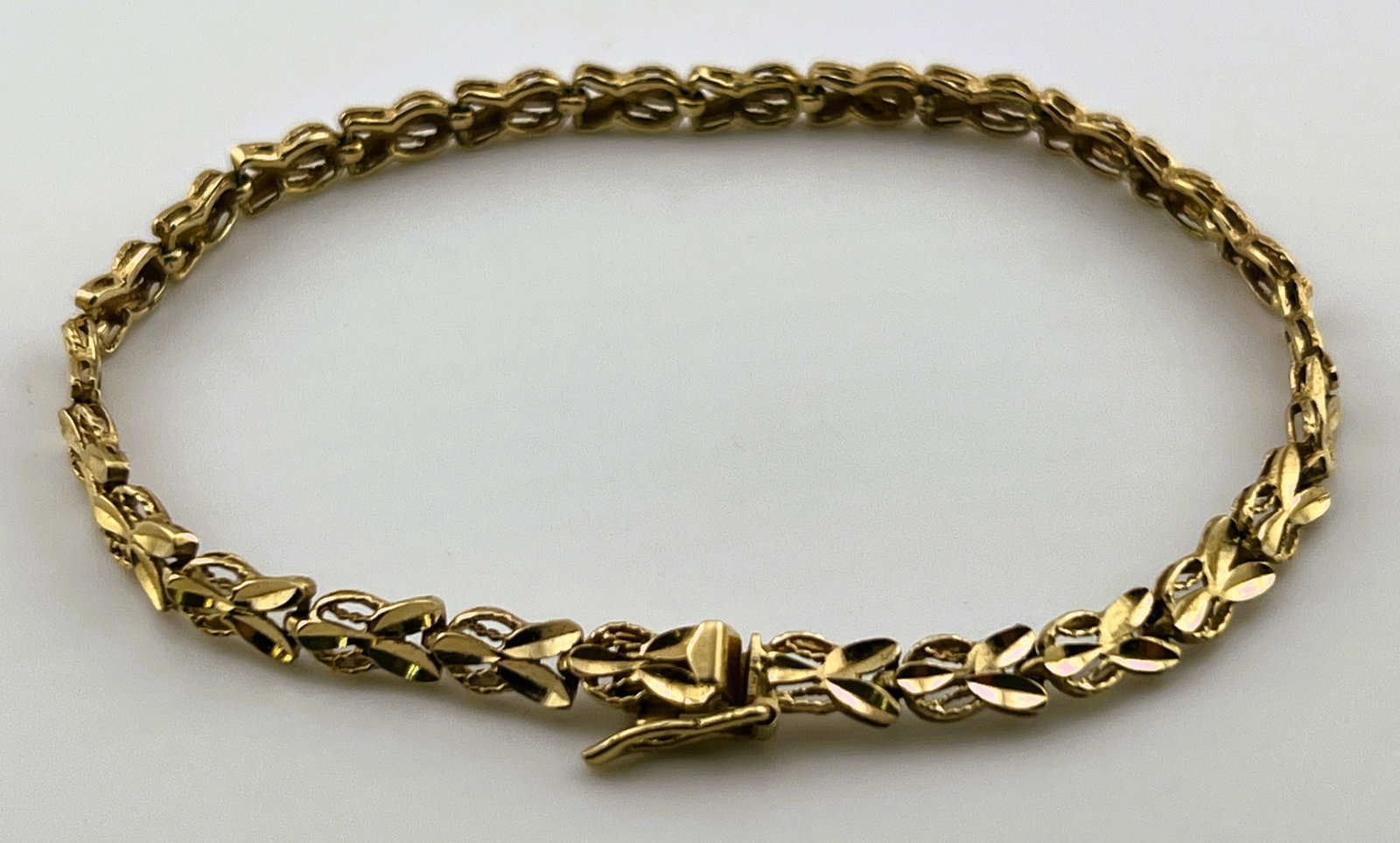 14Kt Yellow Gold Leaf Design Link Bracelet (1 of 3)