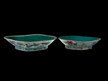 Two Famille Rose Porcelain Footed Bowls