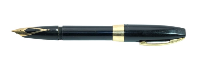 Sheaffer 2000 Lifetime Fountain Pen 14K Gold Nib