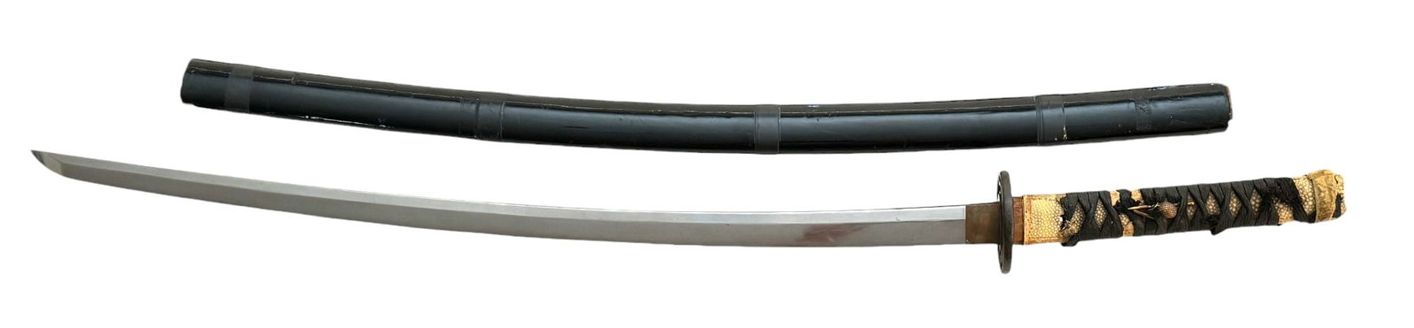 Edo Period Japanese Katana with Wooden Laquered Saya Unsigned Mei: Edo Period Japanese Katana with Wooden Laquered Saya Unsigned Mei. Nagasa length: 70.48 cm, Nakago : 20.32 cm, Sori (curve): 2.54 cm, Mihaba: 2.96 cm, Kisane: 0.635 cm. blade weight 780 grams.